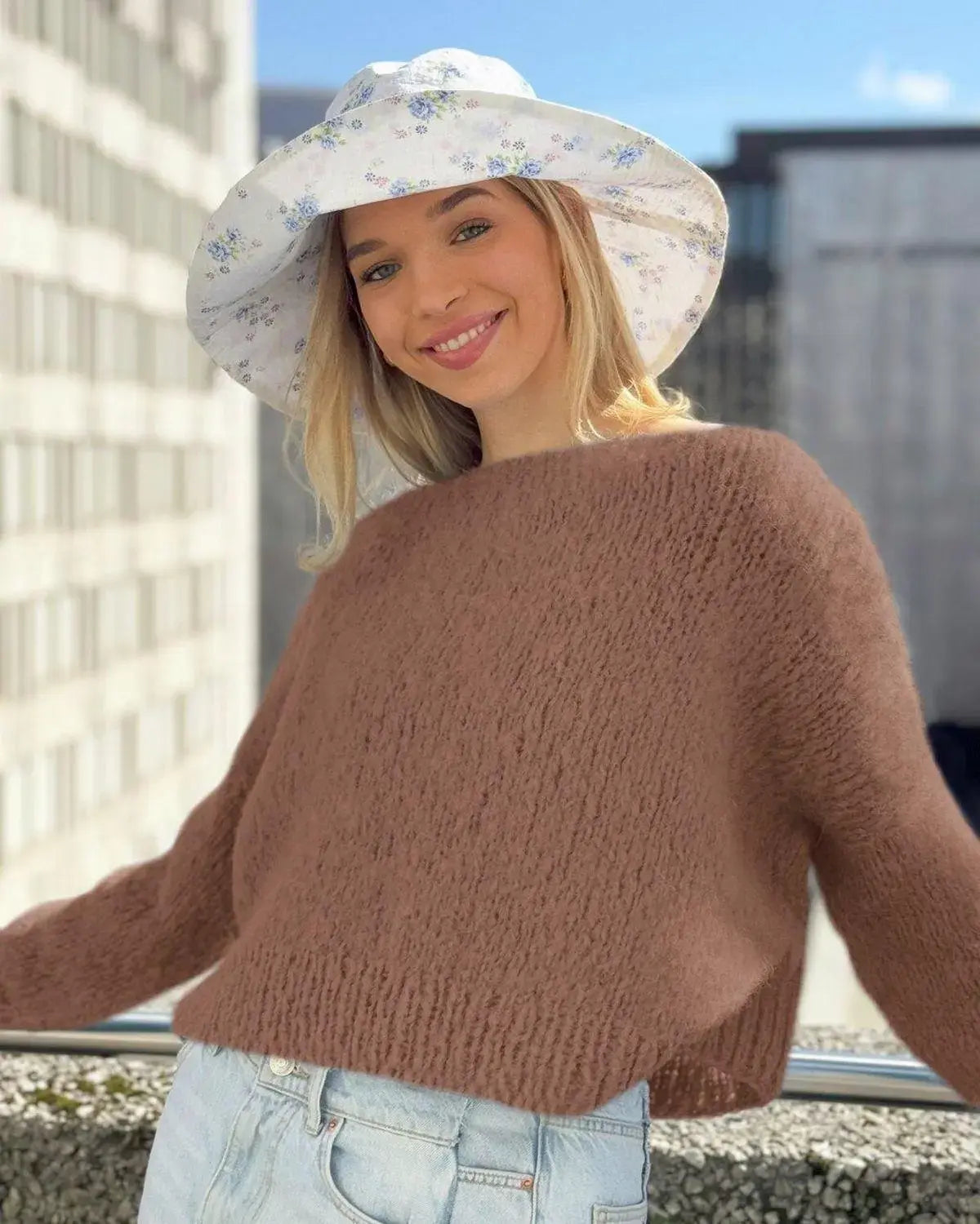 Finken Genser, Moskus