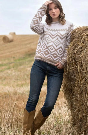 Bluebell Genser, Kamel