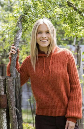 Carin Genser, Brent Oransje