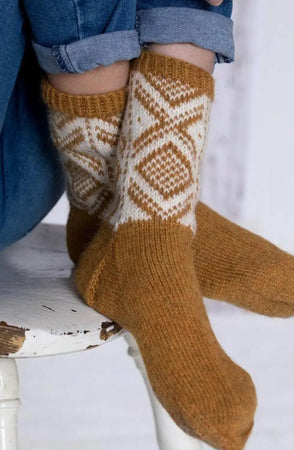 Cortina Sokker, Currygul