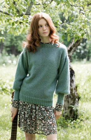 Fleur Genser, Petrol