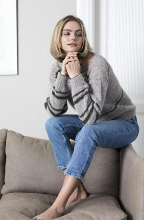 Gine Genser, Gråbrun