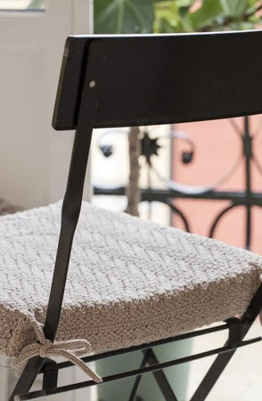 Hjemmekos Sittepute, Kitt