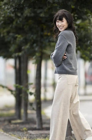 Katie Cardigan, Antrasitt