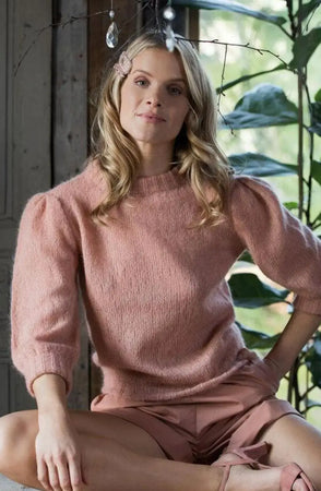 Misty Jumper, Lys Rose