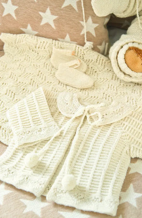 Sturla Babyteppe, Ubleket Hvit