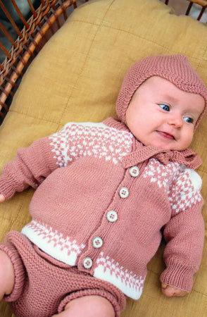 Tea og Teodor Babysett, Lys Karamell