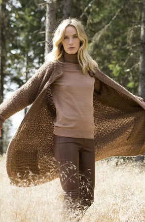 Tiffany Cardigan, Moskus