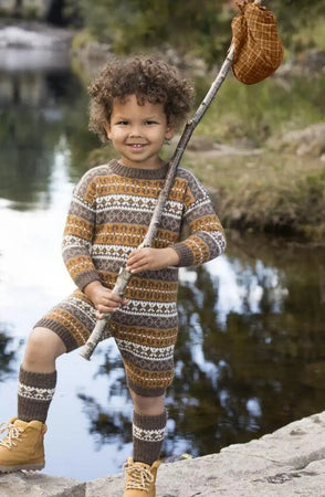Tommeliten Dress og Strømper, Brun