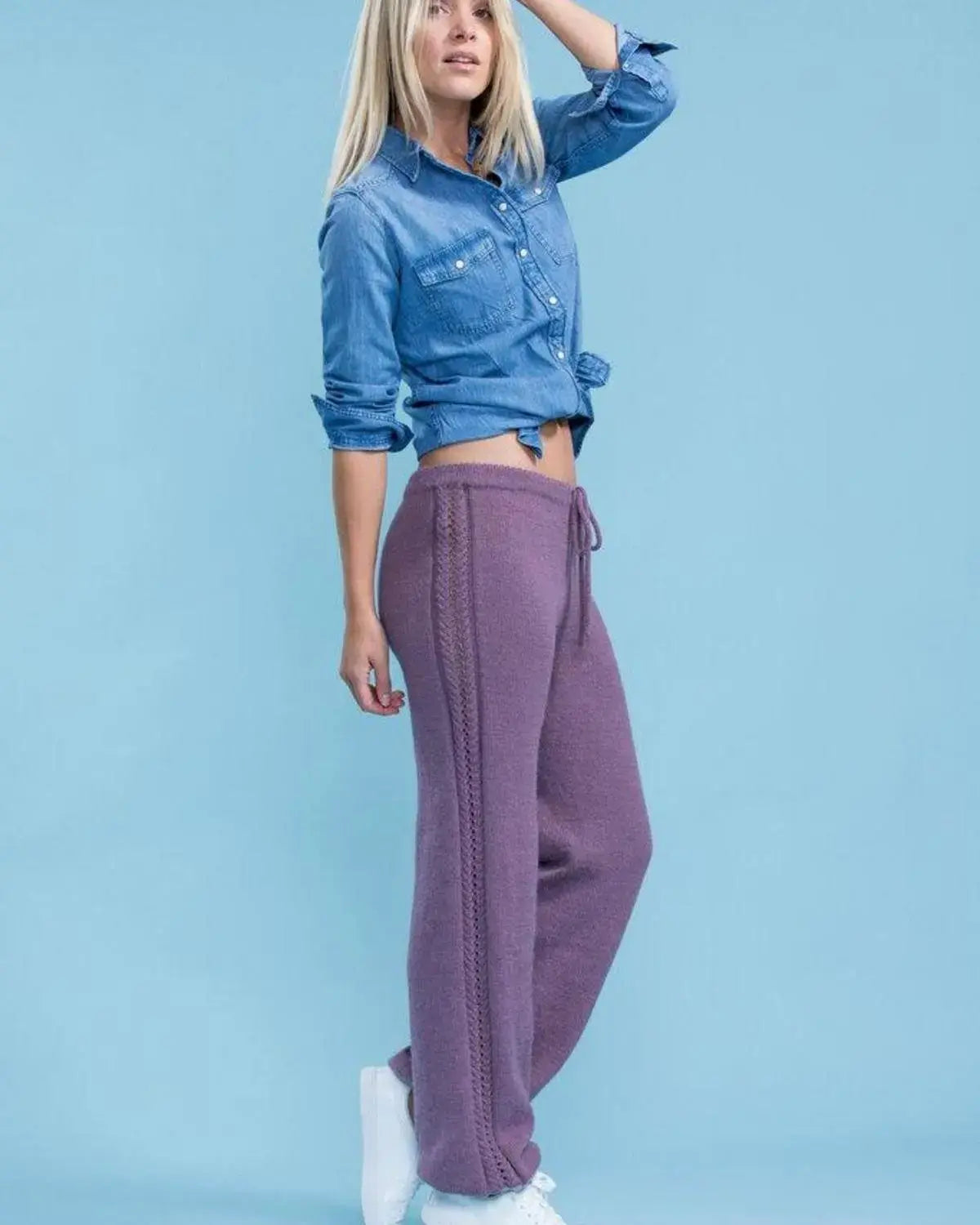 Emily Posebukse, Mørk Syrin