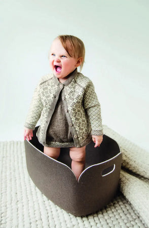 Kongsemne Jakke, Seleskjørt & Lue