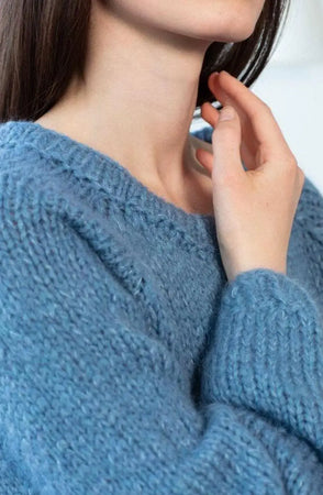 Lilliana Genser, Blå